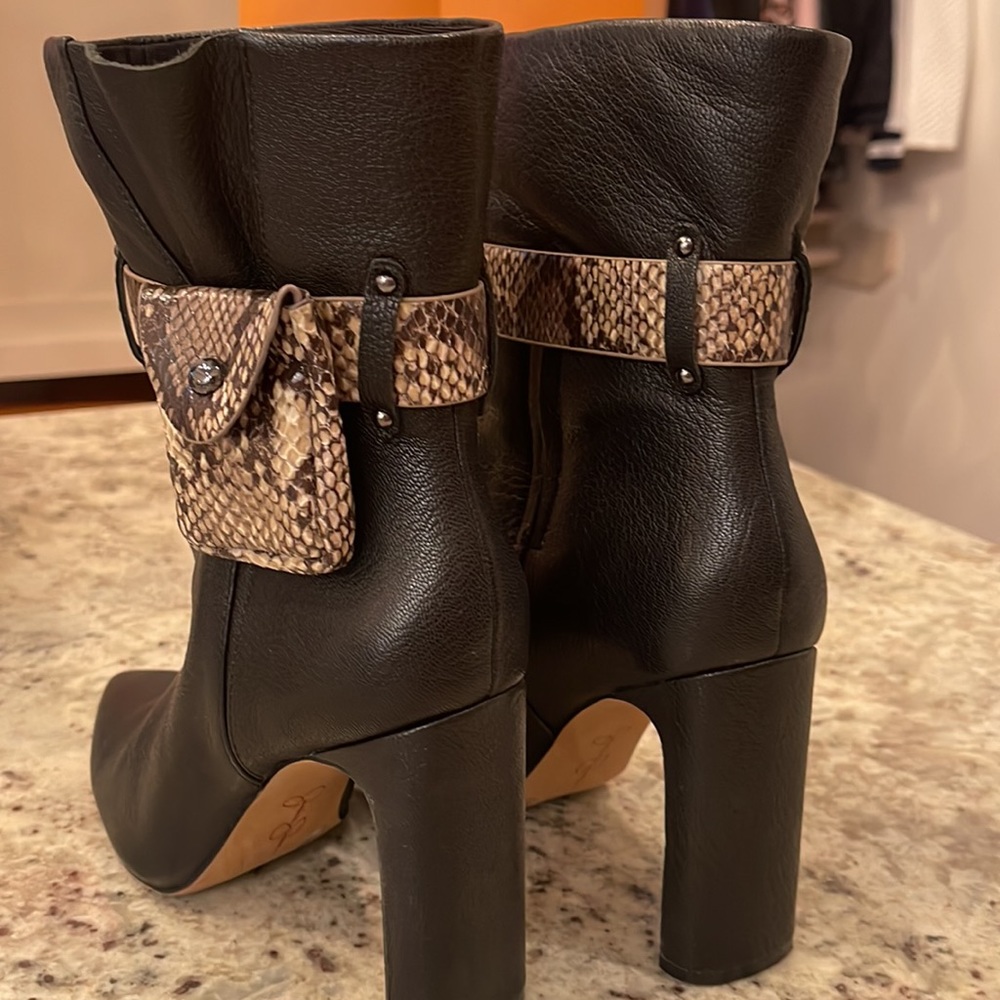 Jessica Simpson 7.5 - Picture 2 of 6